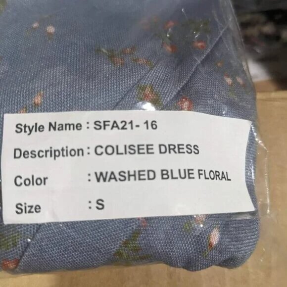 Jen’s Pirate Booty | Colisee Midi Dress in Washed Blue Floral - Picture 7 of 9